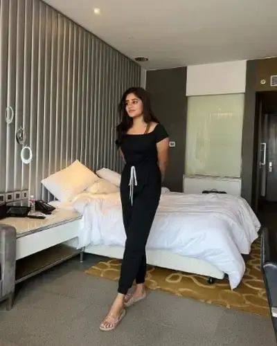 Call Girls Mandsaur Cash On Delivery